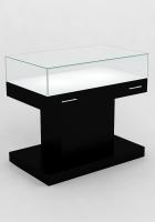 Музейная витрина П.М-2